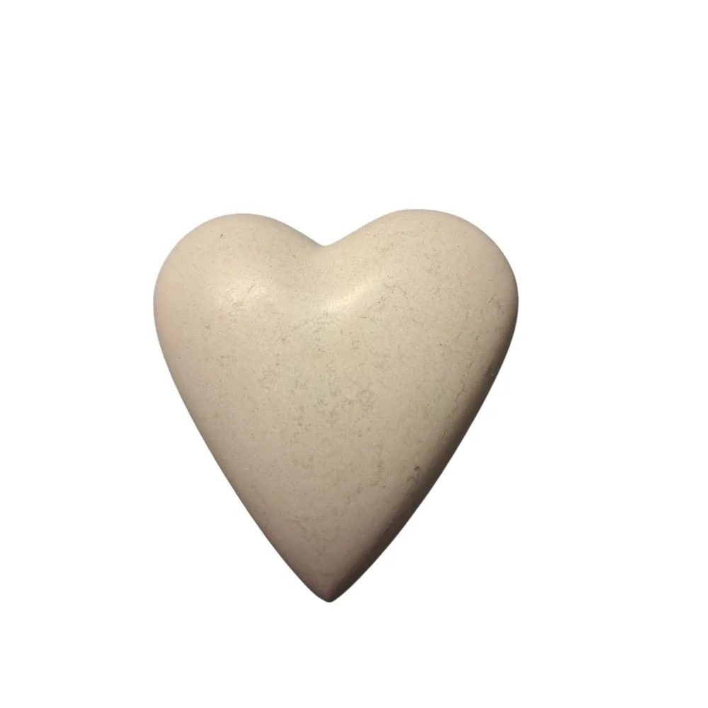 HEART VALENTINE-Vintage Carved White Stone Heart Paperweight Decore 2.75